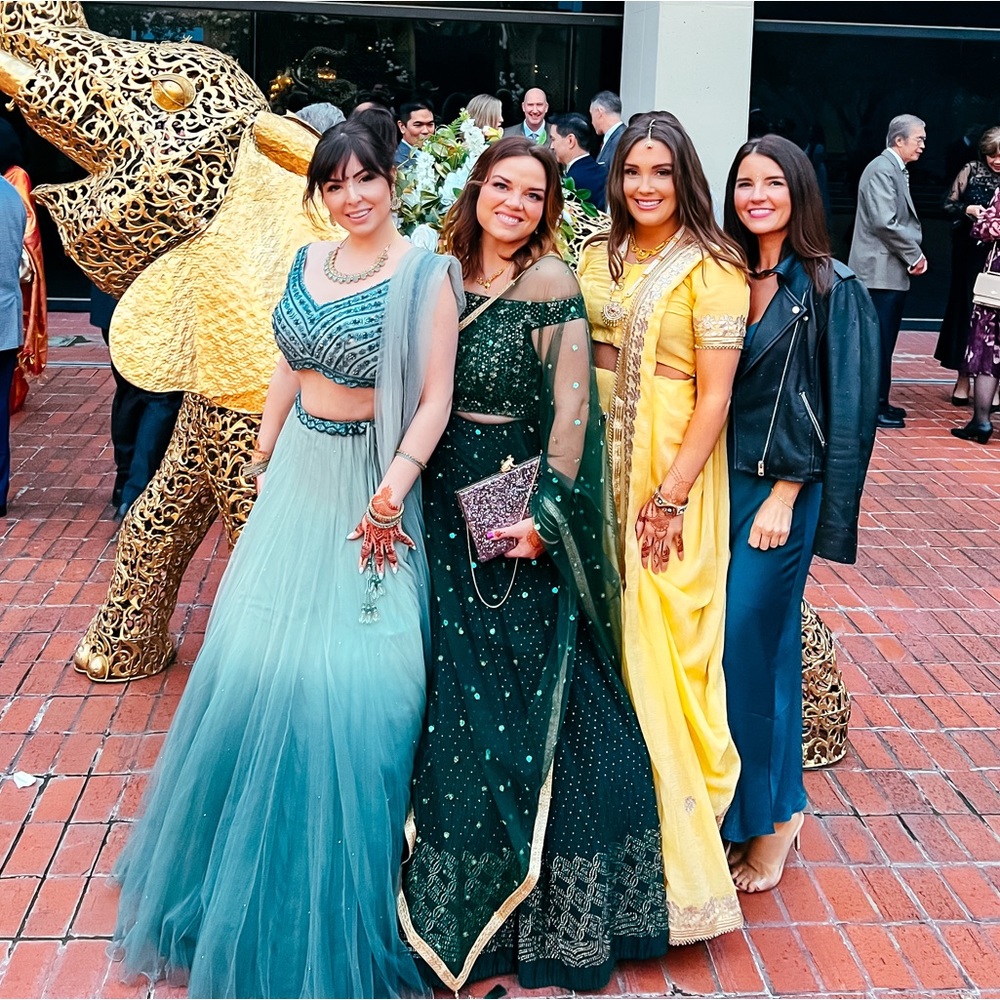 Elegant Emerald Green Sequined Lehenga Indian Dress - Perfect for Weddings!